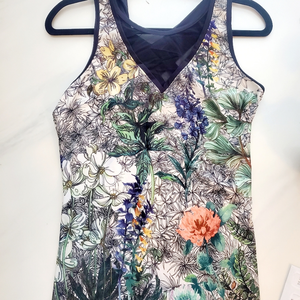 NWOT Calia floral, scrappy back top